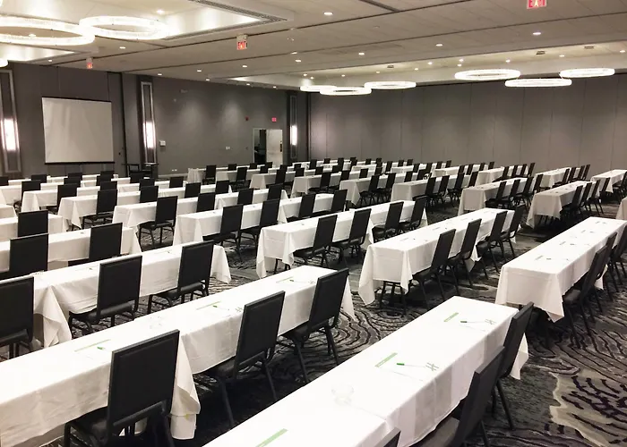 Chicago Nw Crystal Lk Conv Ctr By Ihg