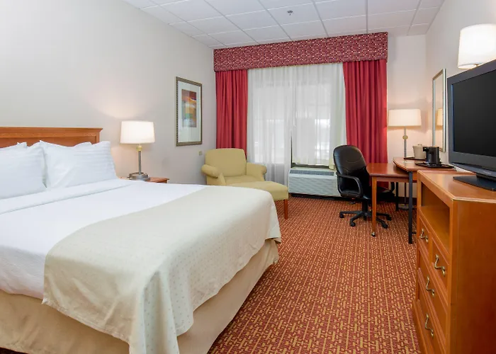 Chicago Nw Crystal Lk Conv Ctr By Ihg Hotel 3*