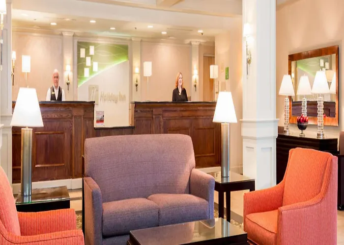 Chicago Nw Crystal Lk Conv Ctr By Ihg Hotel
